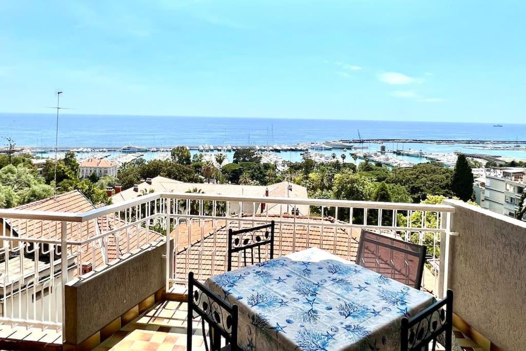 Special Home Vista Mare E Parcheggio Privato Санремо Экстерьер фото