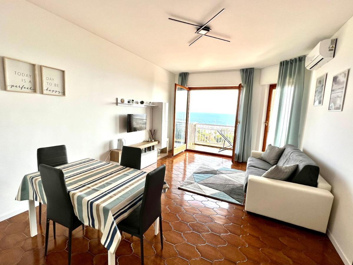 Special Home Vista Mare E Parcheggio Privato Санремо Экстерьер фото