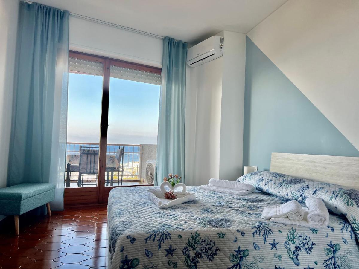 Special Home Vista Mare E Parcheggio Privato Санремо Экстерьер фото