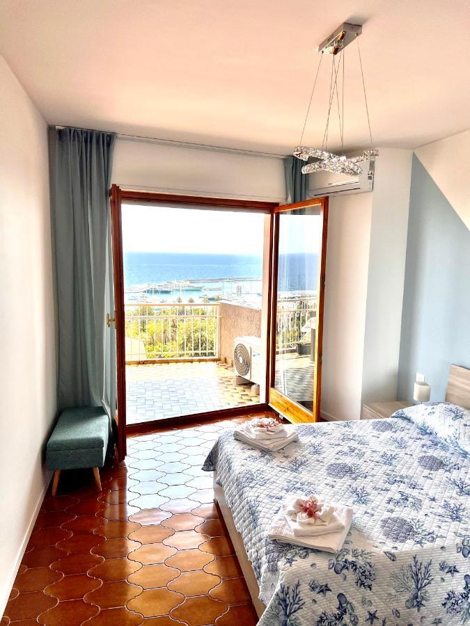 Special Home Vista Mare E Parcheggio Privato Санремо Экстерьер фото