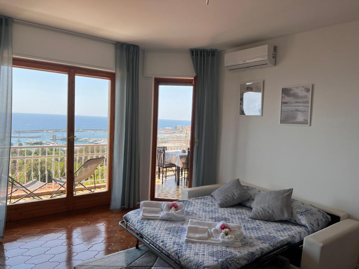 Special Home Vista Mare E Parcheggio Privato Санремо Экстерьер фото
